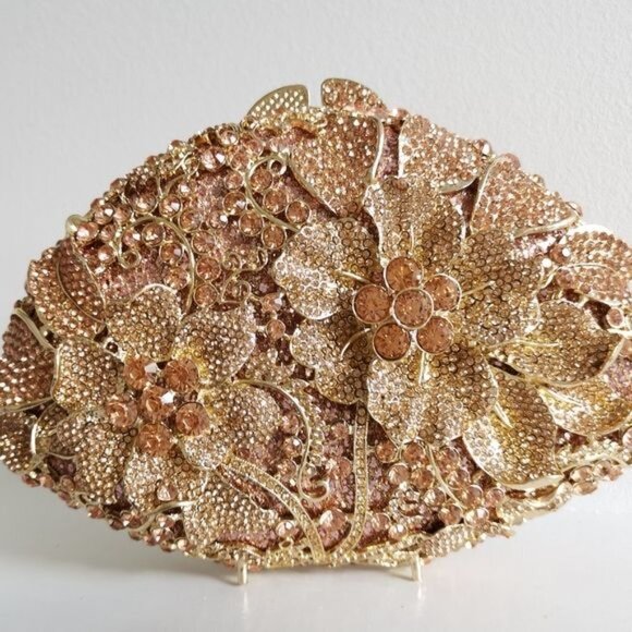 Exquisite Crystal Anemone Garden clutch evening purse in rose gold tone - Picture 4 of 9